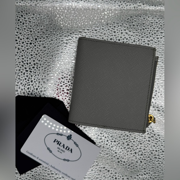 Authentic Prada Wallet- Gray Small Safannio - Picture 5 of 10